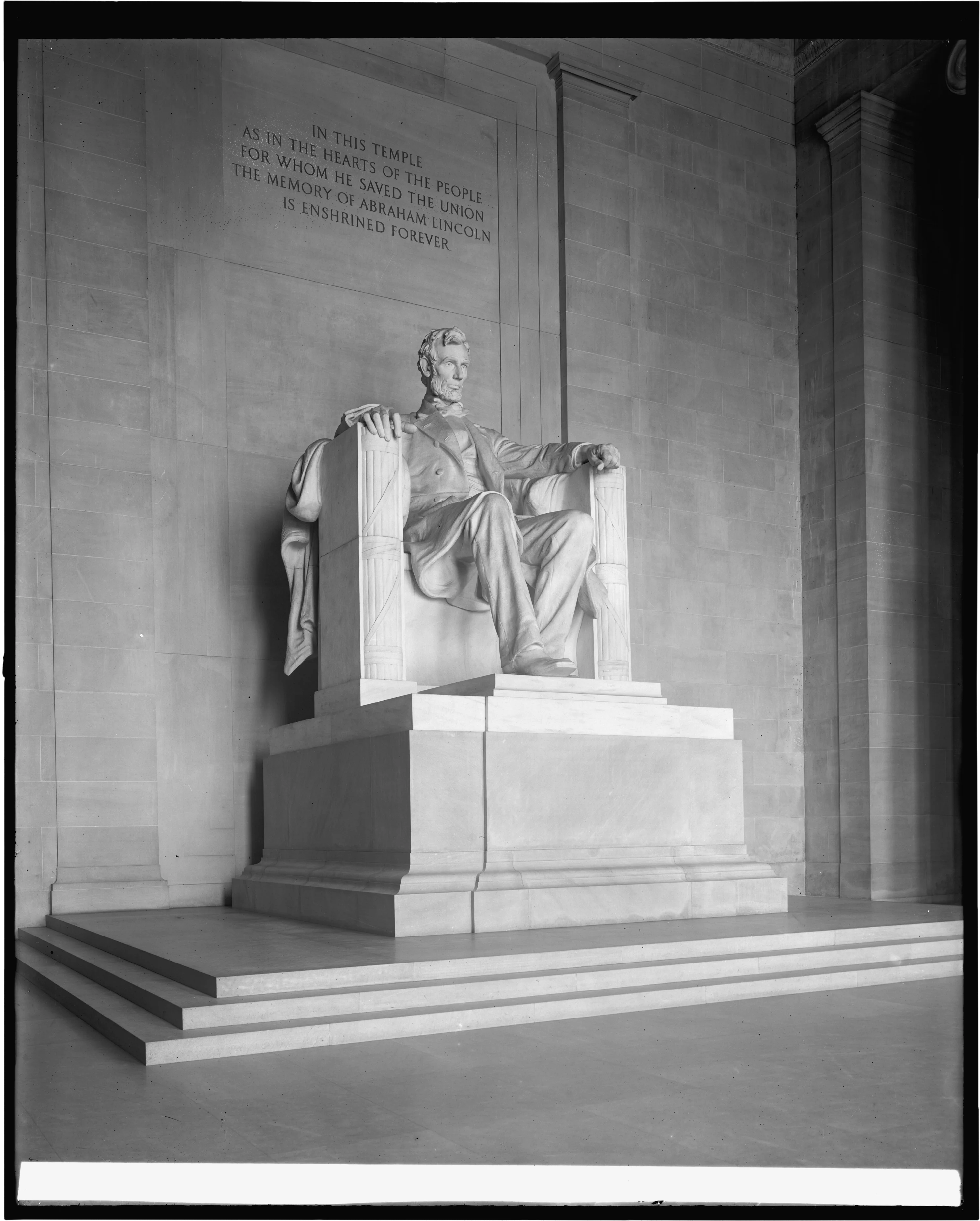 The seated figure of Abraham Lincoln