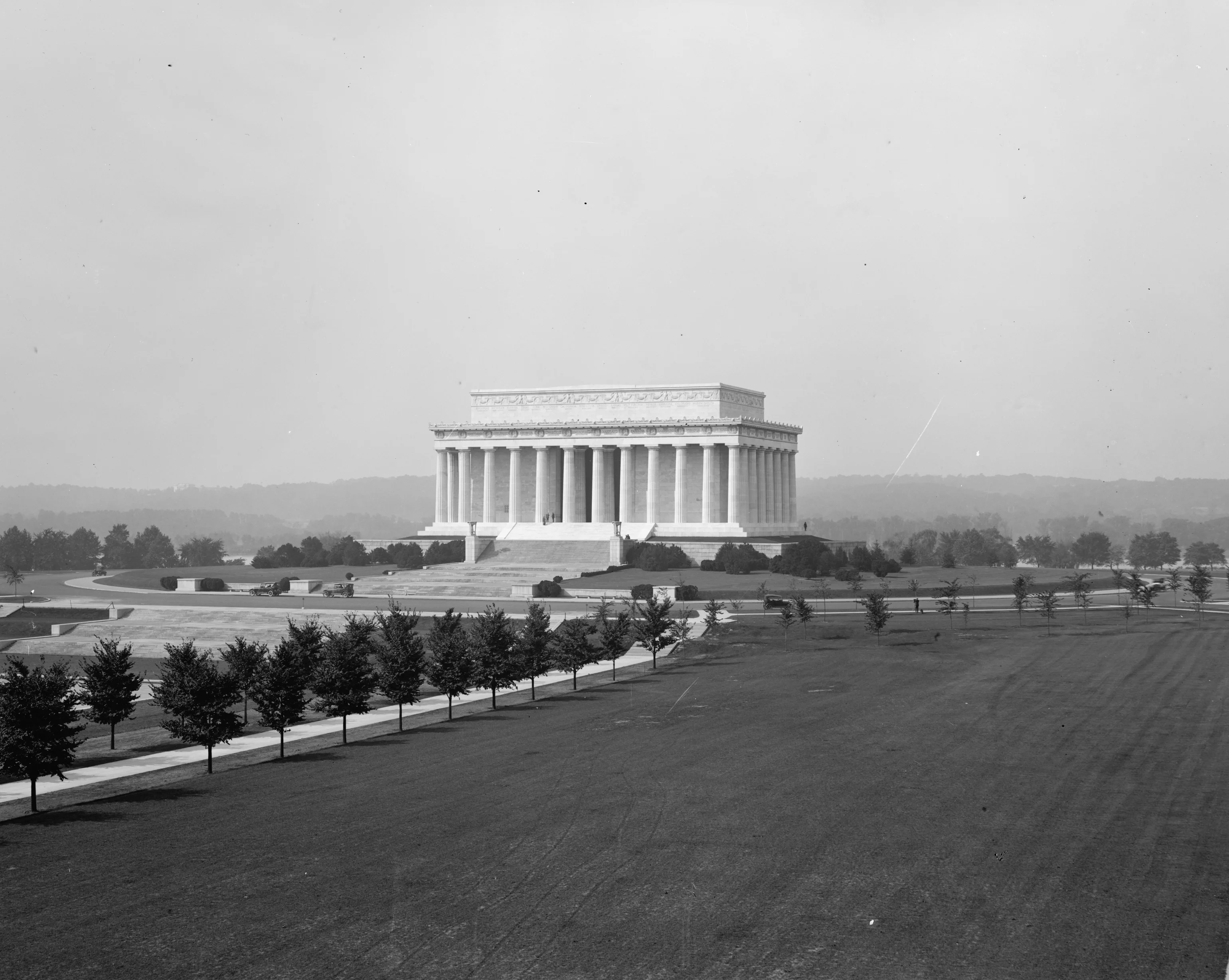 Lincoln Memorial photographed around 1920